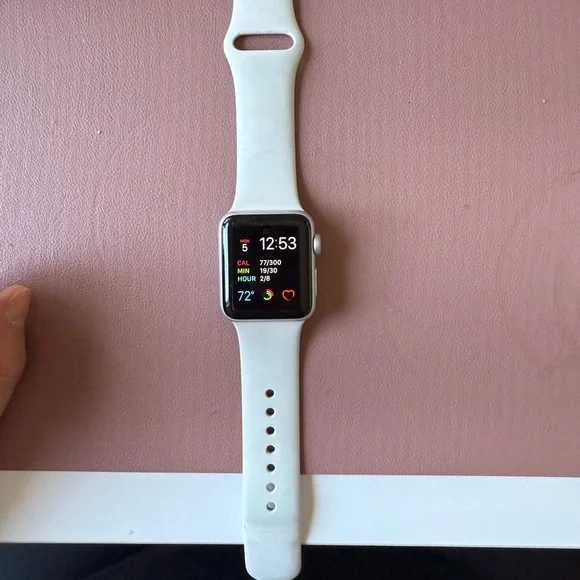 Apple Watch Series 3 with White Band 38mm